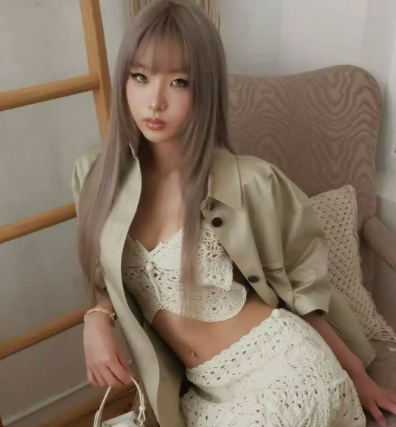 小S大女儿许曦文新风格比许韶恩更迷人