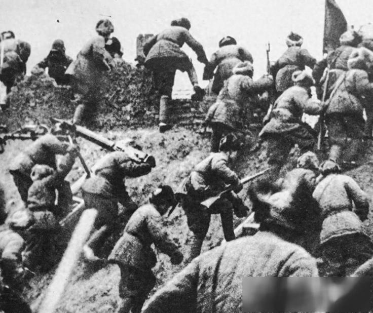 东北野战军到底有多强？ 1948年9月打响的辽沈战役，52天的时间里，东野以
