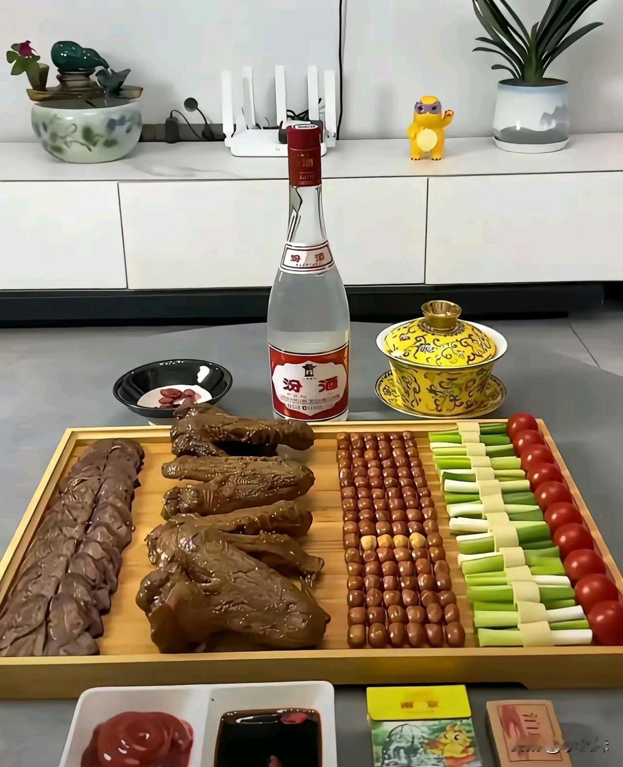 这强迫症一看就感觉是当过兵的