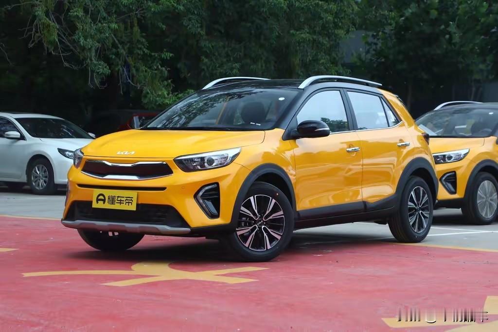 其实起亚亦跑才是50万以内最好的车，相比本田飞度。它的燃油经济性也同样不差，而且