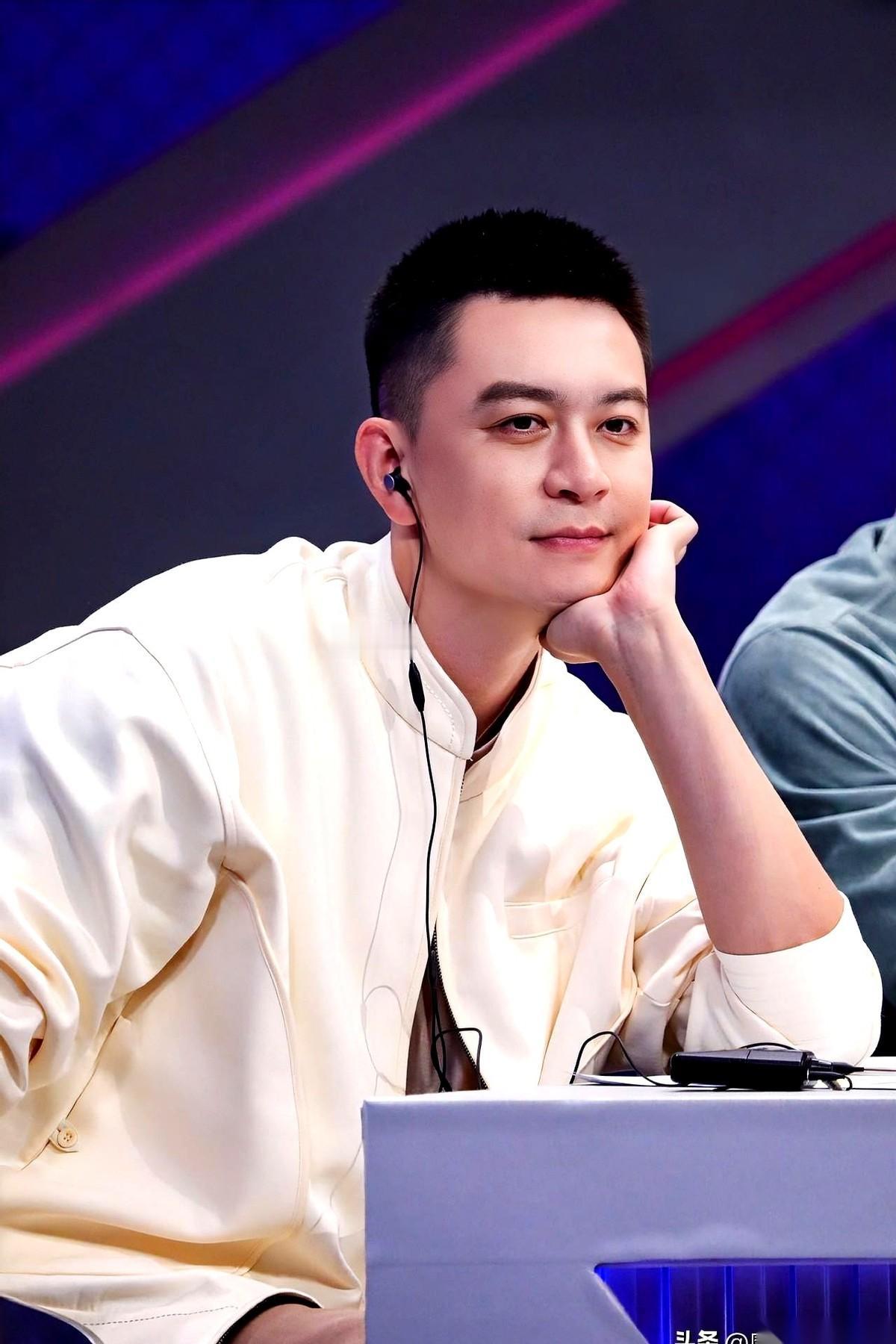 杨鸣辞职这事儿，今天算是彻底听明白了。不是因为单节得4分，也不是因为带不动队了