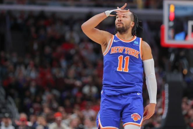 北京时间4月1日，休斯敦火箭队在主场战胜了纽约尼克斯队，迎来三连胜。本场比赛比分