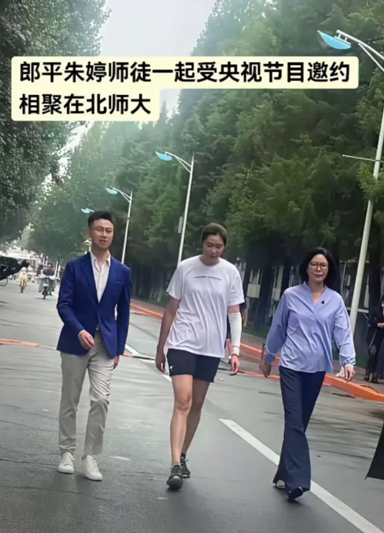 看这气场，私底下好相处的吗？