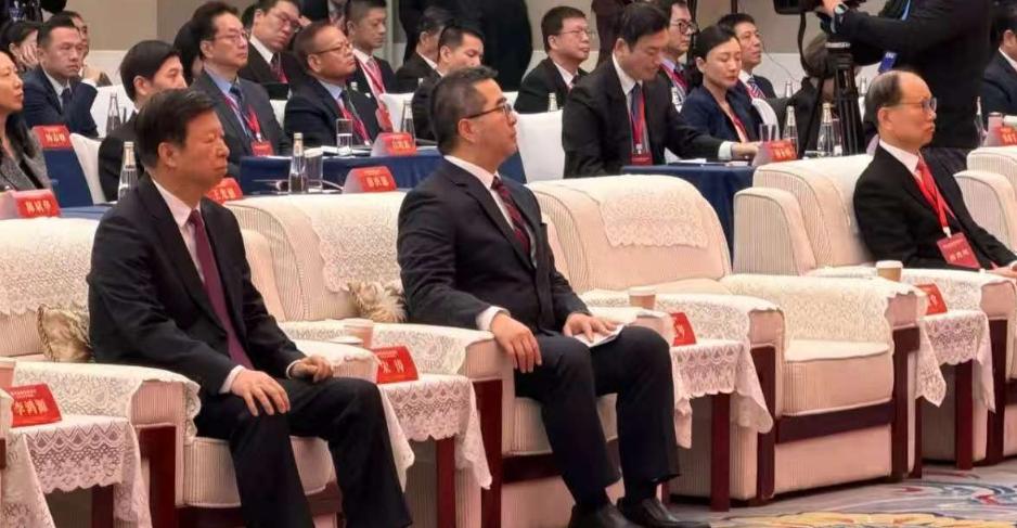 两岸论坛达成5项意见后，赖清德急了，要岛内二选一，洪秀柱回应 日前，“两岸交