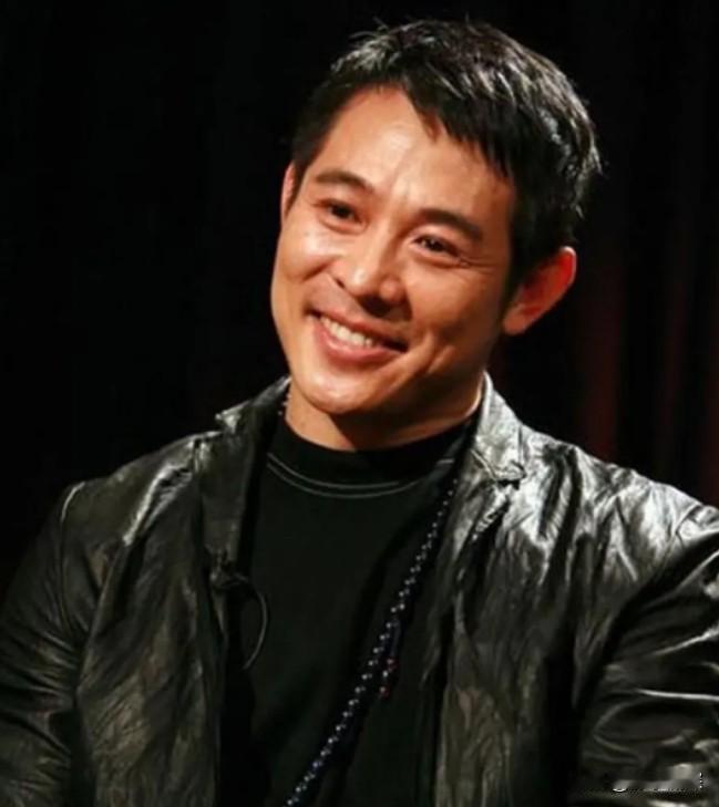 1994年，日本记者质问李连杰：“南京大屠杀死了30万人，你们一个个数的吗？”李