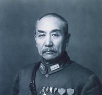 1945年，阎锡山在过生日时，偷偷命人将李蓼源秘密活埋。看着眼前的大坑，吓得他脸