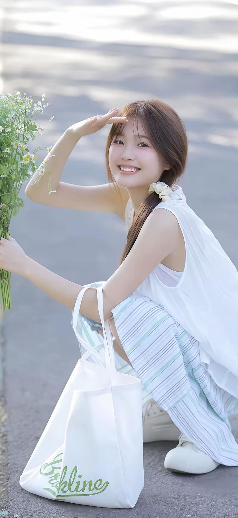 小时候，真傻，居然盼着长大…