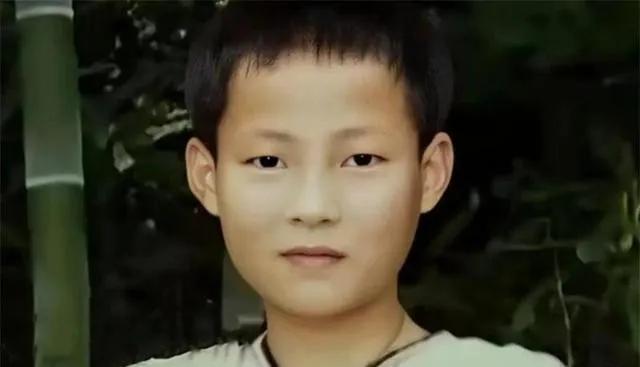 2003年安徽一男子上山挖笋失足坠亡，不料，10年后，他的亲生儿子不顾村里邻居的