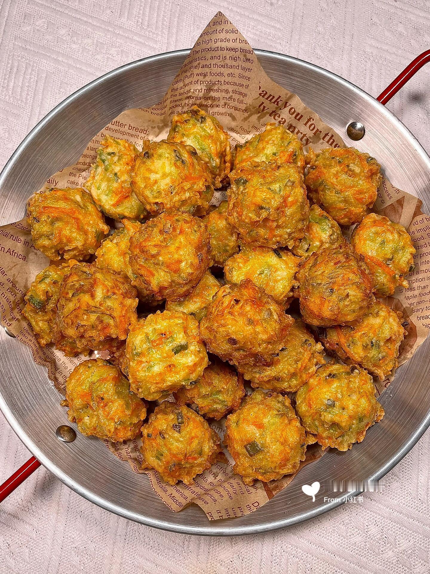 油炸萝卜丸子太香了！外酥里嫩，一盘不够吃❗️