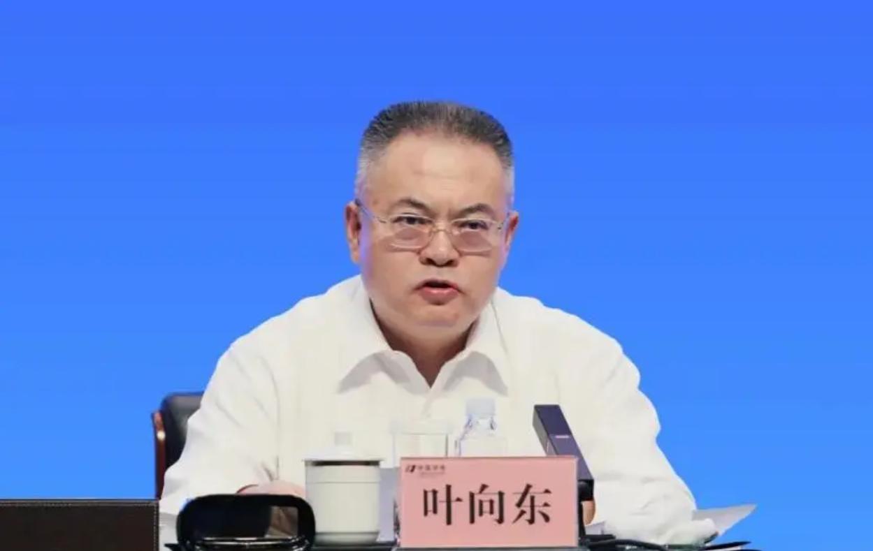 5月22日，一条人事公告在电力圈刷了屏。叶向东任中国华电集团有限公司董事长、