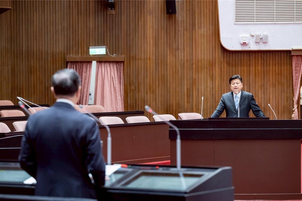 台湾人被诈骗的更厉害？台湾统计数据显示，今年上半年台湾人共被诈骗480亿元新