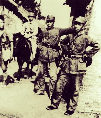 陈毅元帅，是军人，也是诗人，在军迷、史迷中被溺称为“诗帅”。“十年征战几人回，