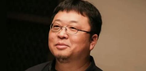 大家熟悉的罗永浩又回来了这次回来不是聊手机或直播是跟西贝莜面村较上了劲20