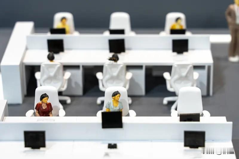 想要不被别人欺负，最好的办法就是不断晋升。很多人觉得晋升的本质是进攻，其实晋升