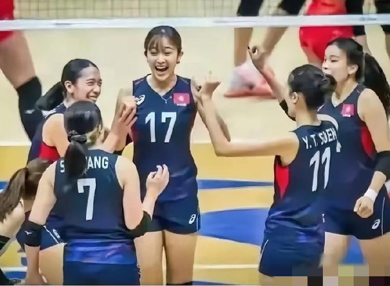 香港女排拒唱国歌，最倒霉的是教练，从天津远赴香港执教，再三嘱咐要尊重国歌是底线