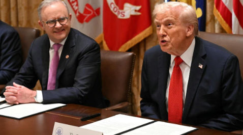 特朗普又威胁中国：不达成协议，就交157%关税！当地时间20日，特朗普再次威