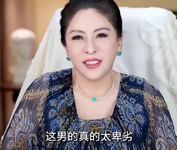 现在全网最烦恼的就是胚胎案男主唐先生。不是因为伪造结婚证被抓包，也不是原配妻子