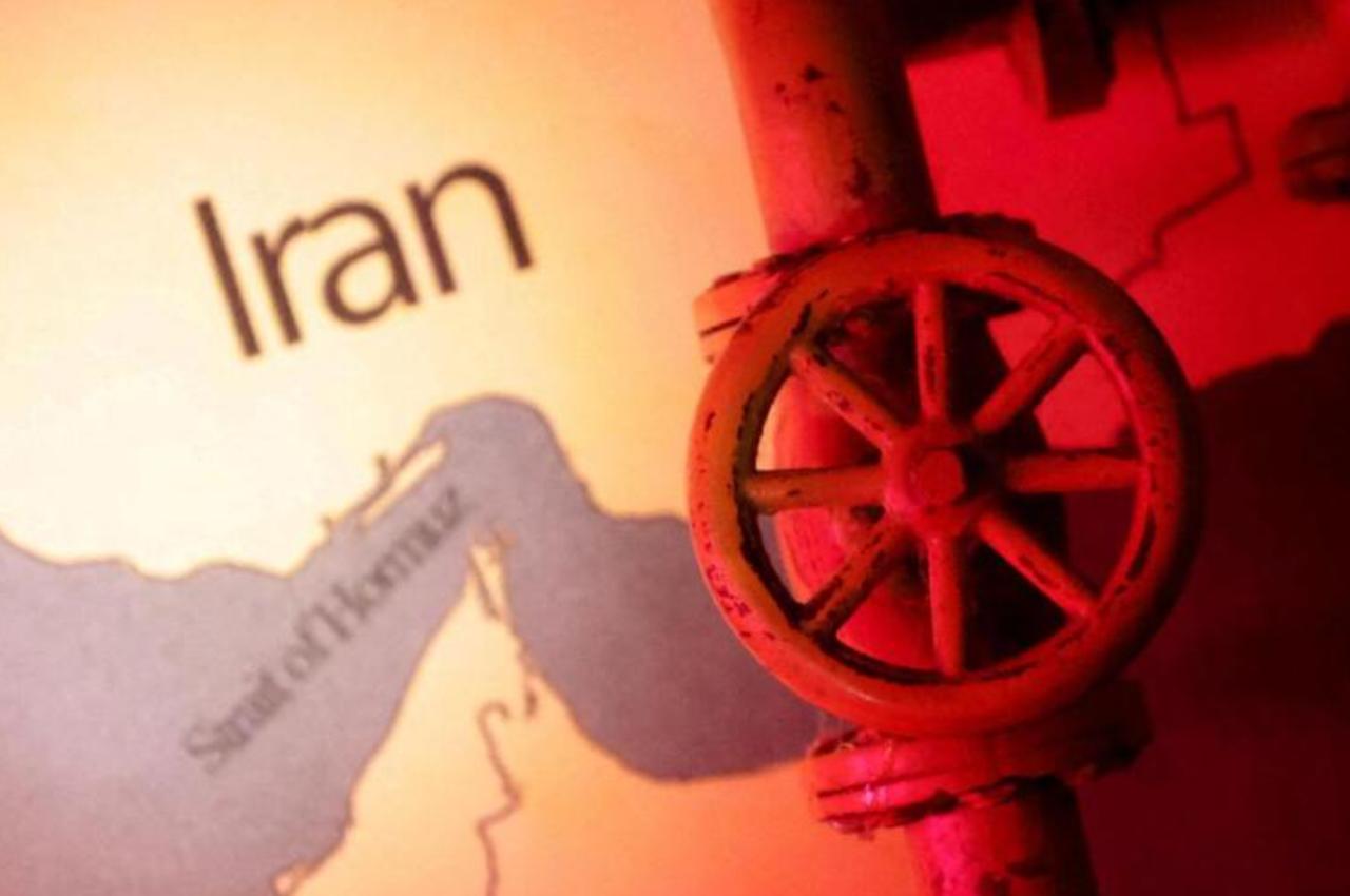 欧盟出来刷存在感，伊朗一巴掌抽脸上了：无条件通过，做梦！针对欧盟官员呼吁伊朗遵