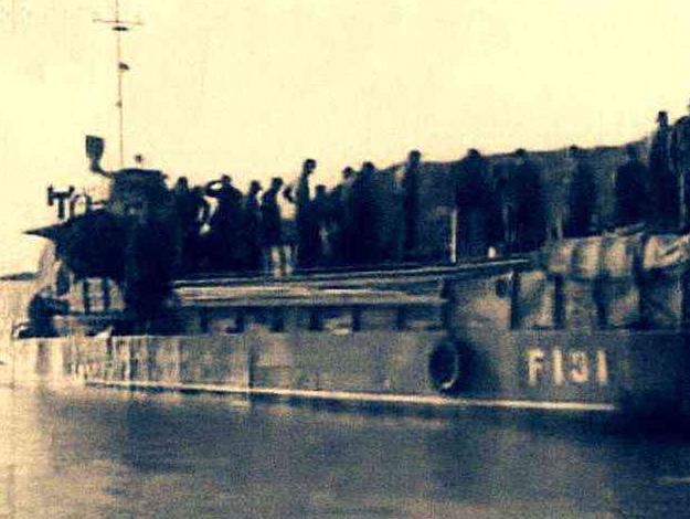 1966年1月，三名海军战士在杀害7名干部后，抢走一份关乎全党生死存亡的机密文件