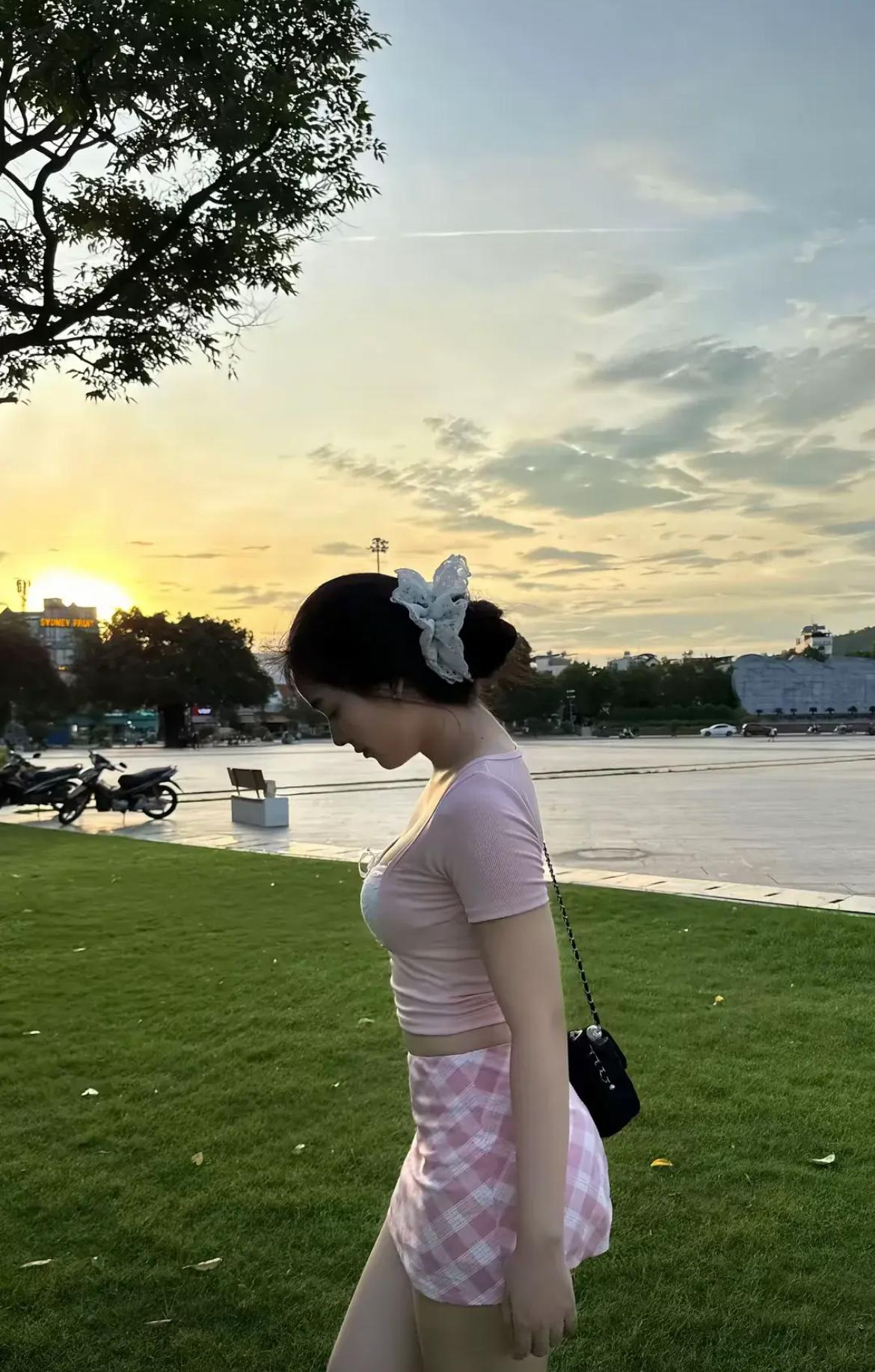 从今天起，认真存钱吧。手头有三千块时，交房租就不头疼啦。账户攒到两万时，