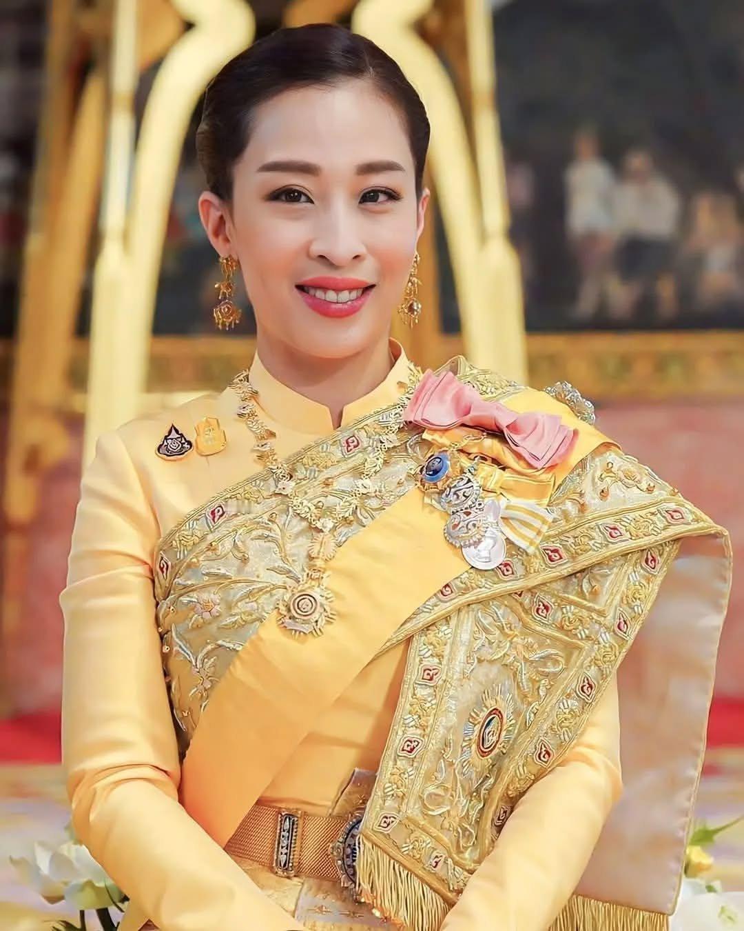 2025.5.9更新IG泰国王室🇹🇭【皇室成员】国王玛哈·哇集拉隆功的女
