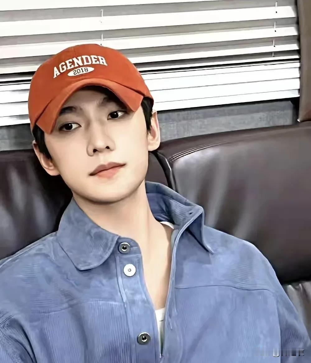 杨洋确实是只想自己做资本绝不向资本妥协，这从当年他还是小透明的时候就能刚跟欢瑞官