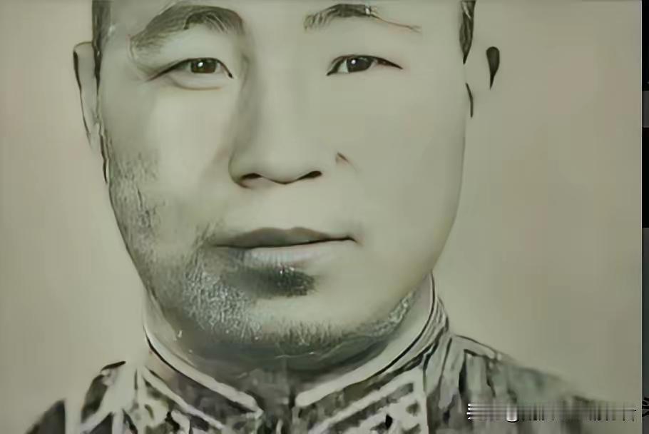 1952年，志愿军40军119师357团，换防回国时，对面英军黑卫士兵团，竟公然