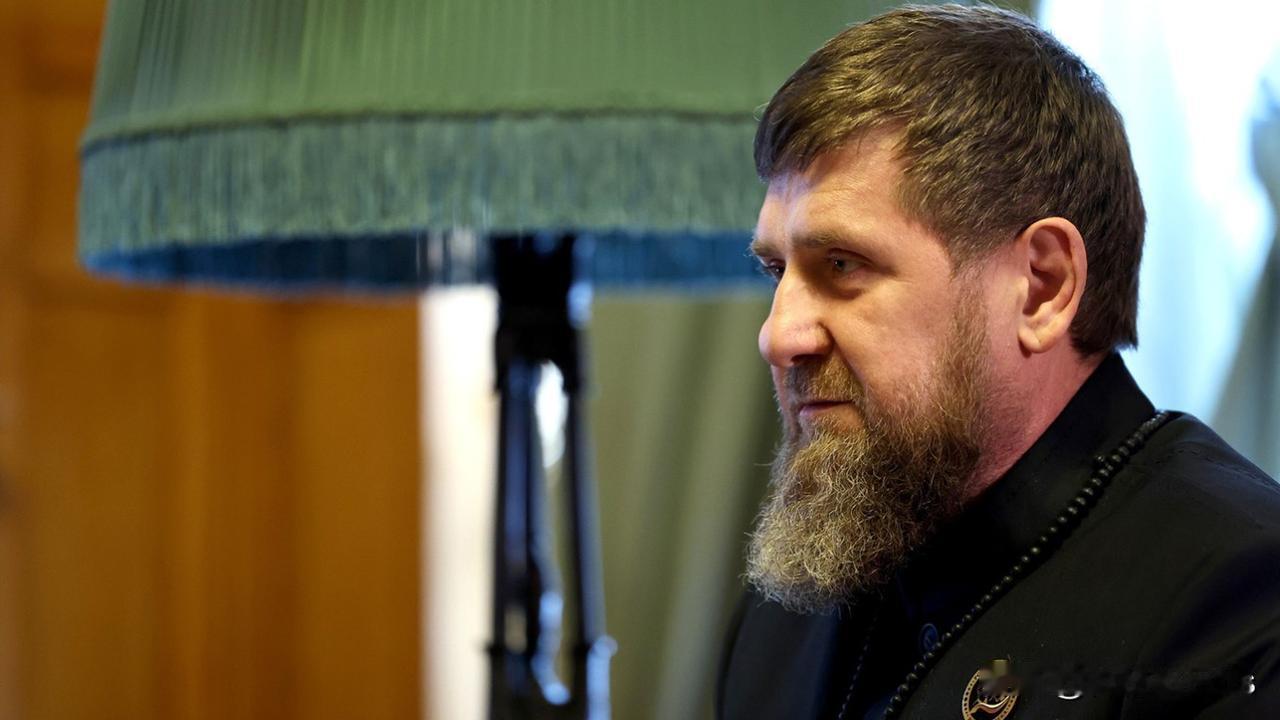 克里姆林宫已经开始为卡德罗夫之死做准备据《世界历史报》援引一位接近克里姆林宫