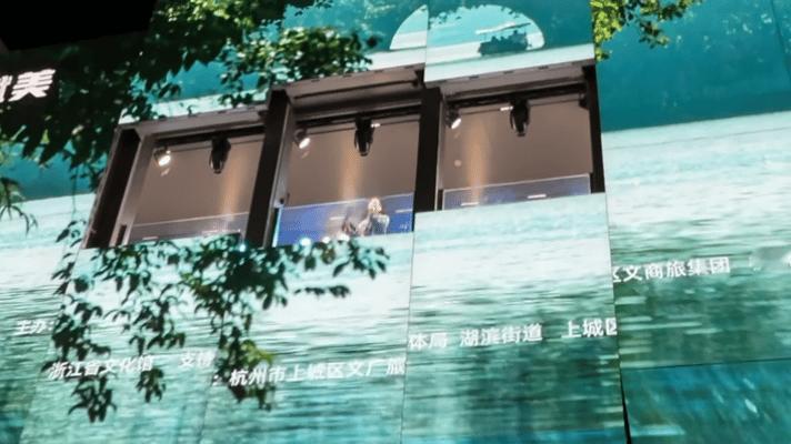 林依轮祝孙颖莎毕业快乐林依轮在活动现场回应粉丝给孙颖莎的祝福“祝孙颖莎毕业快乐