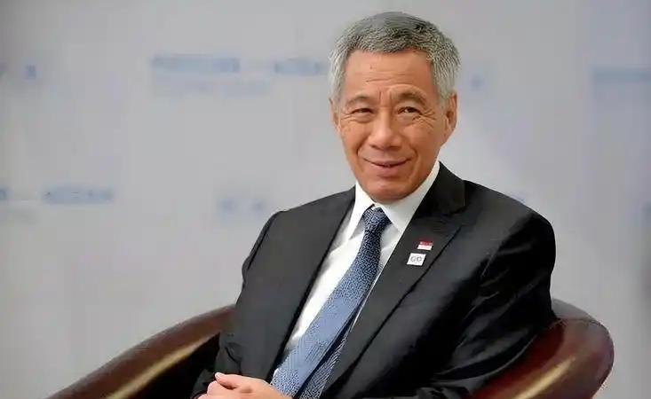 新加坡港，被中方“釜底抽薪”了！新加坡港的繁荣建立在地理优势上。马六甲海峡是世
