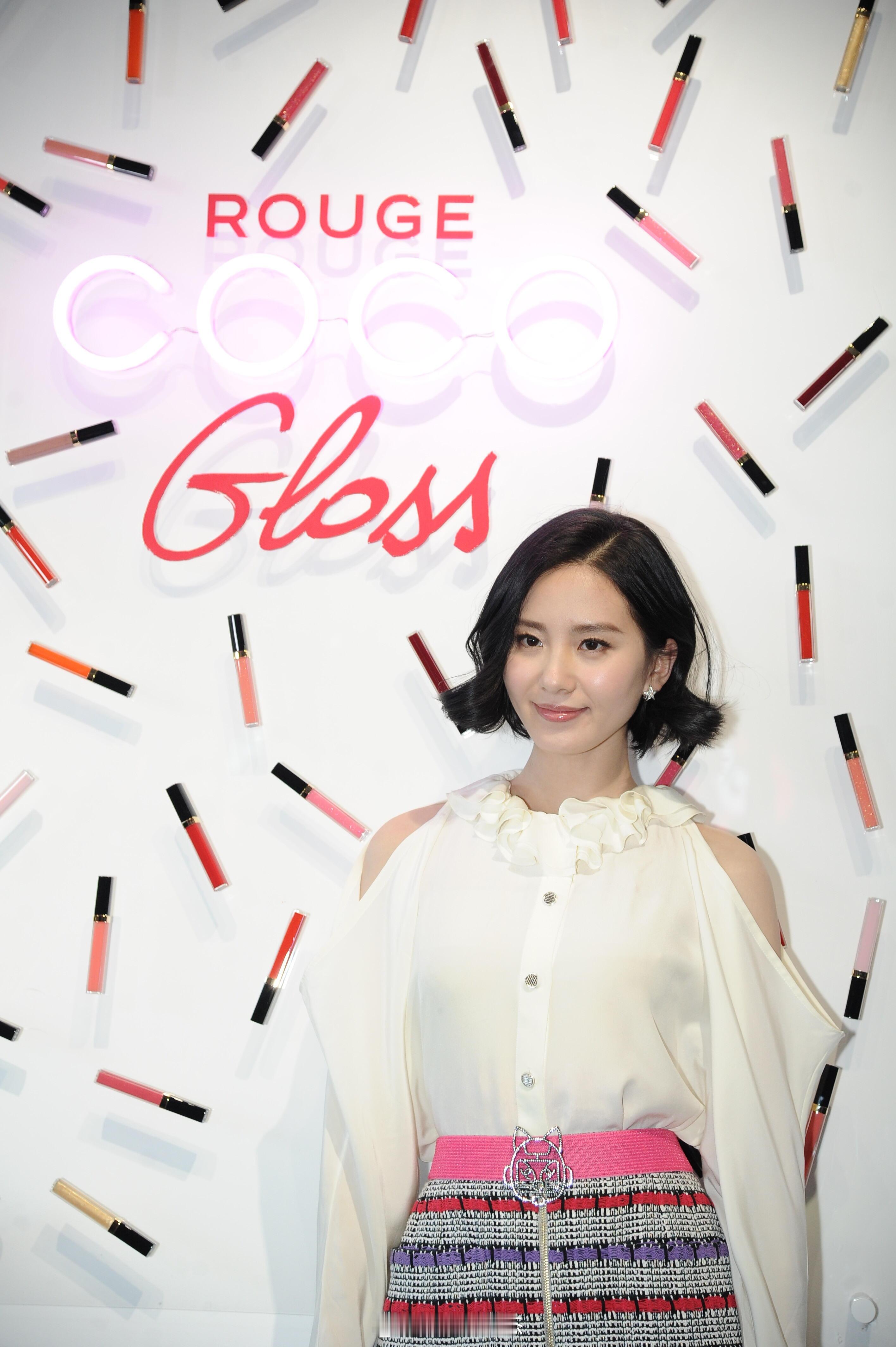 刘诗诗短发气质瞬间下降了​​​