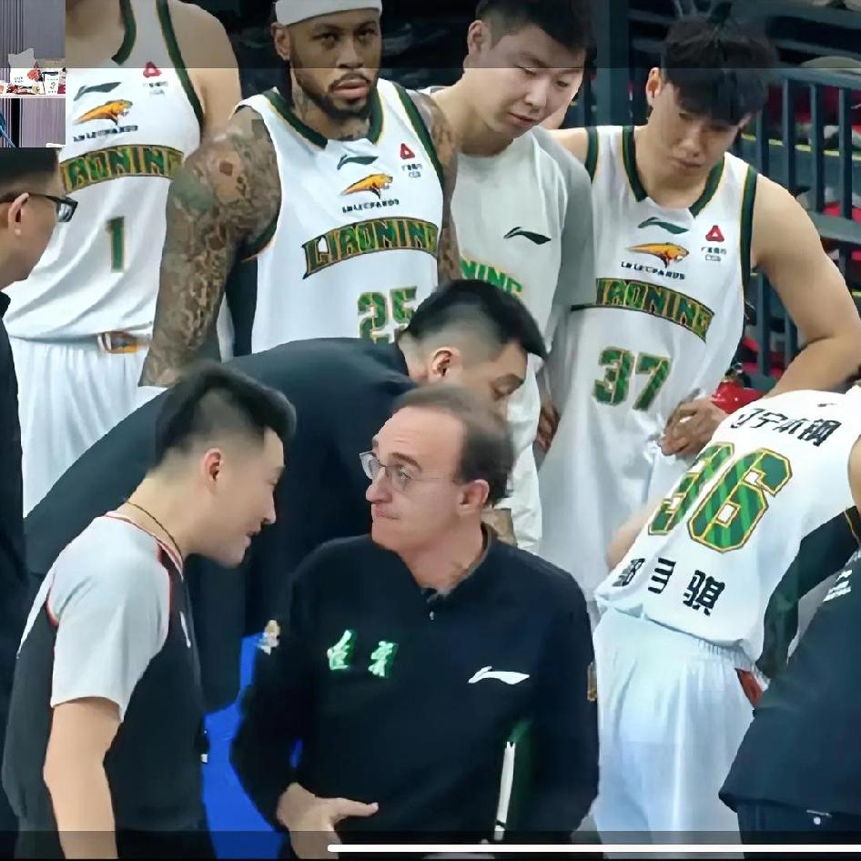 兄弟们！辽宁与北京的比赛事后裁判报告出来了！报告指出杨鸣与裁判争执的判罚确实是裁