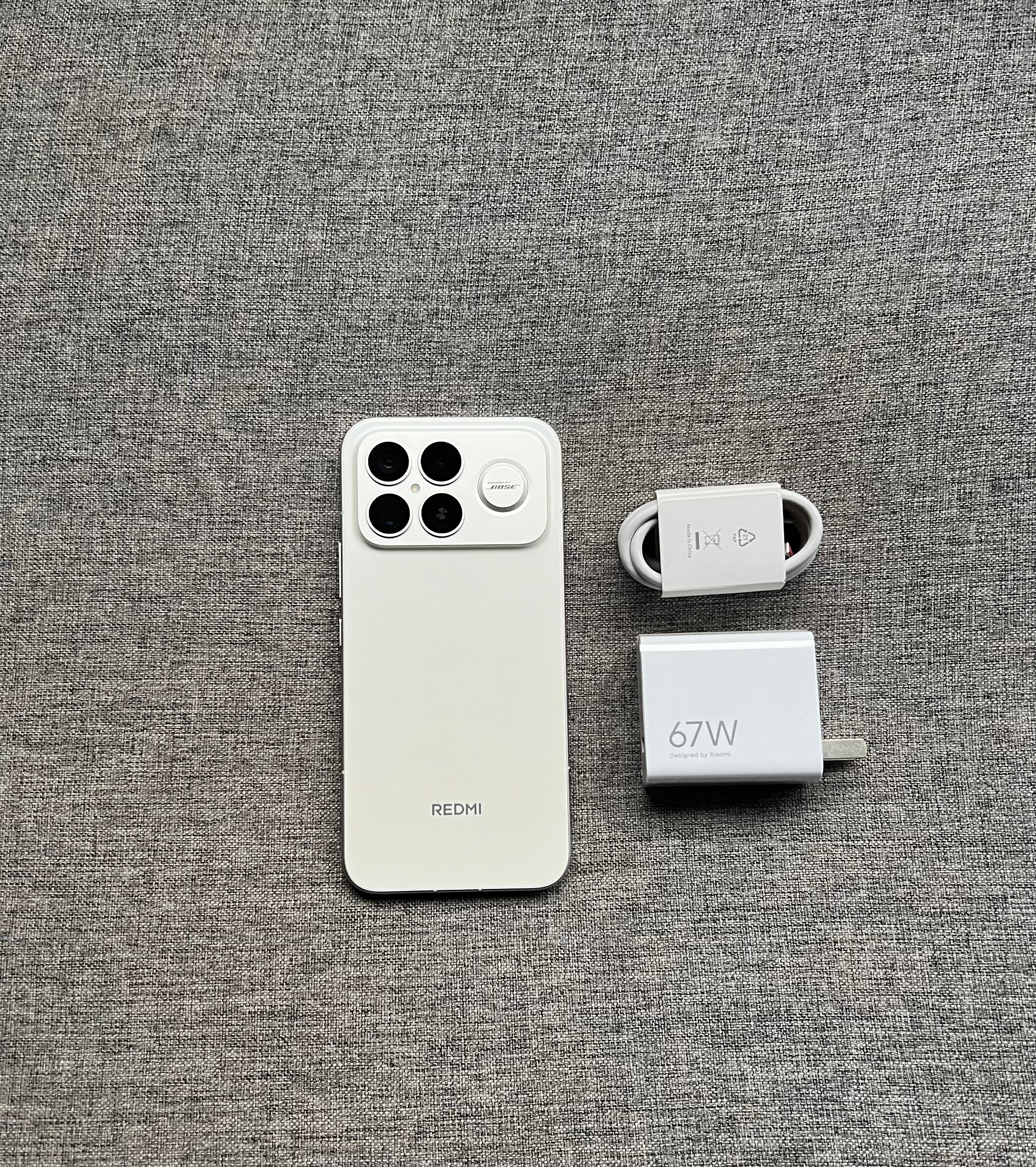 红米K90ProMax16+512G流金白，99新，送小米全新67w充电