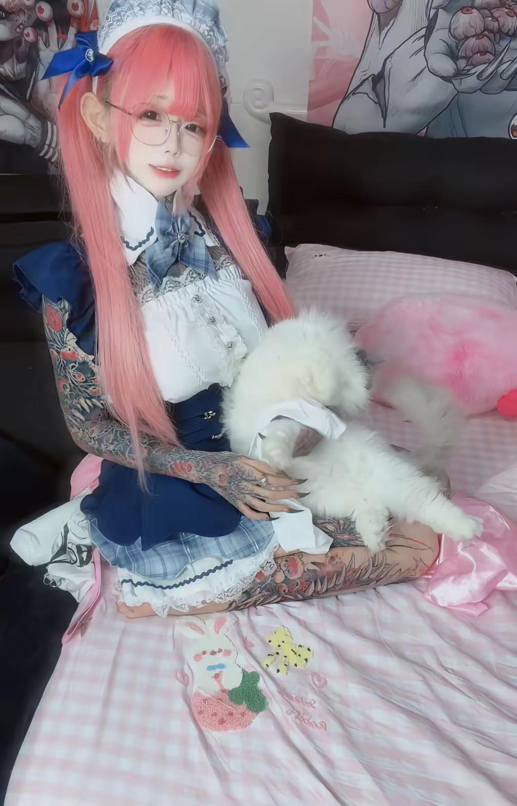 小妹妹跟我去玩呀