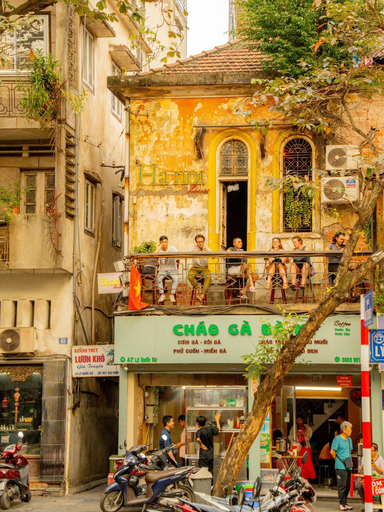 “恋恋三季，充满希望的季节。”