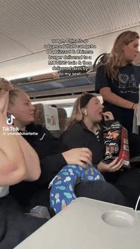 我也才知道高铁现在可以点外卖了，现在tiktok、油管、推特都有不少旅游博主介绍