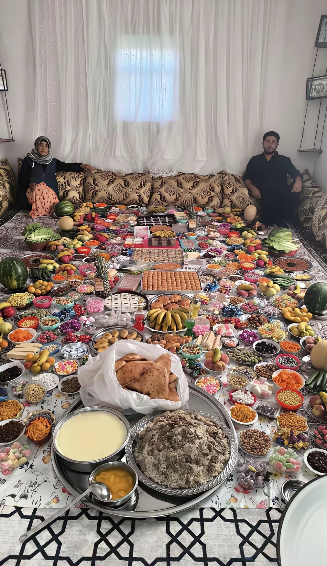 这已经不能用丰盛来形容了