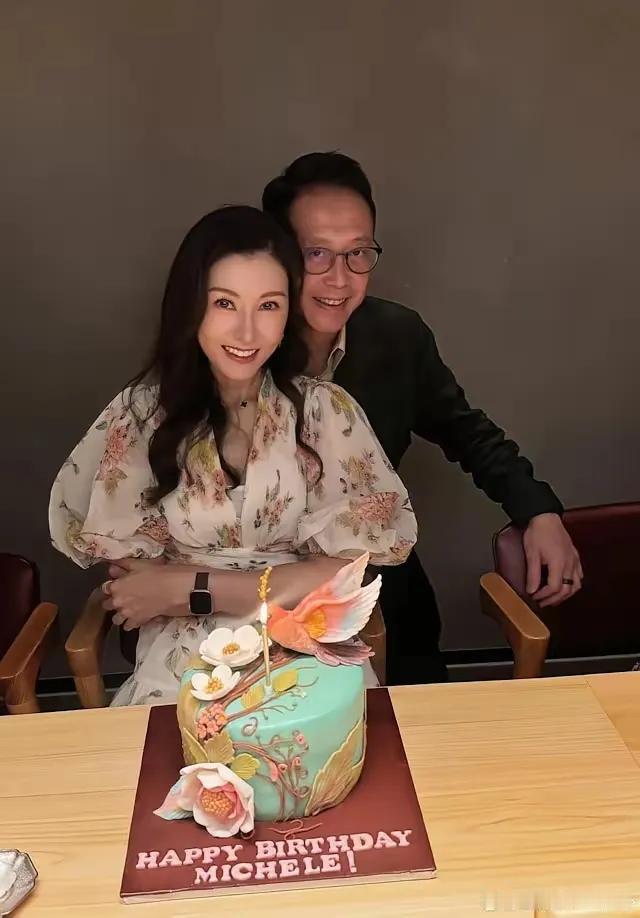 王晶现在有点…“口没遮拦”。不过，他的爆料应该是经过选择的，控制了尺度的，因为他