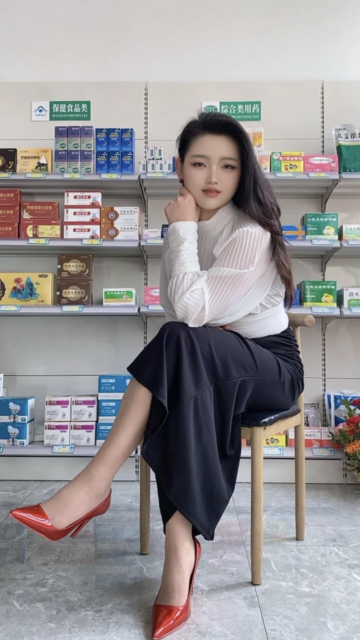 女人如何穿出含蓄的性感?