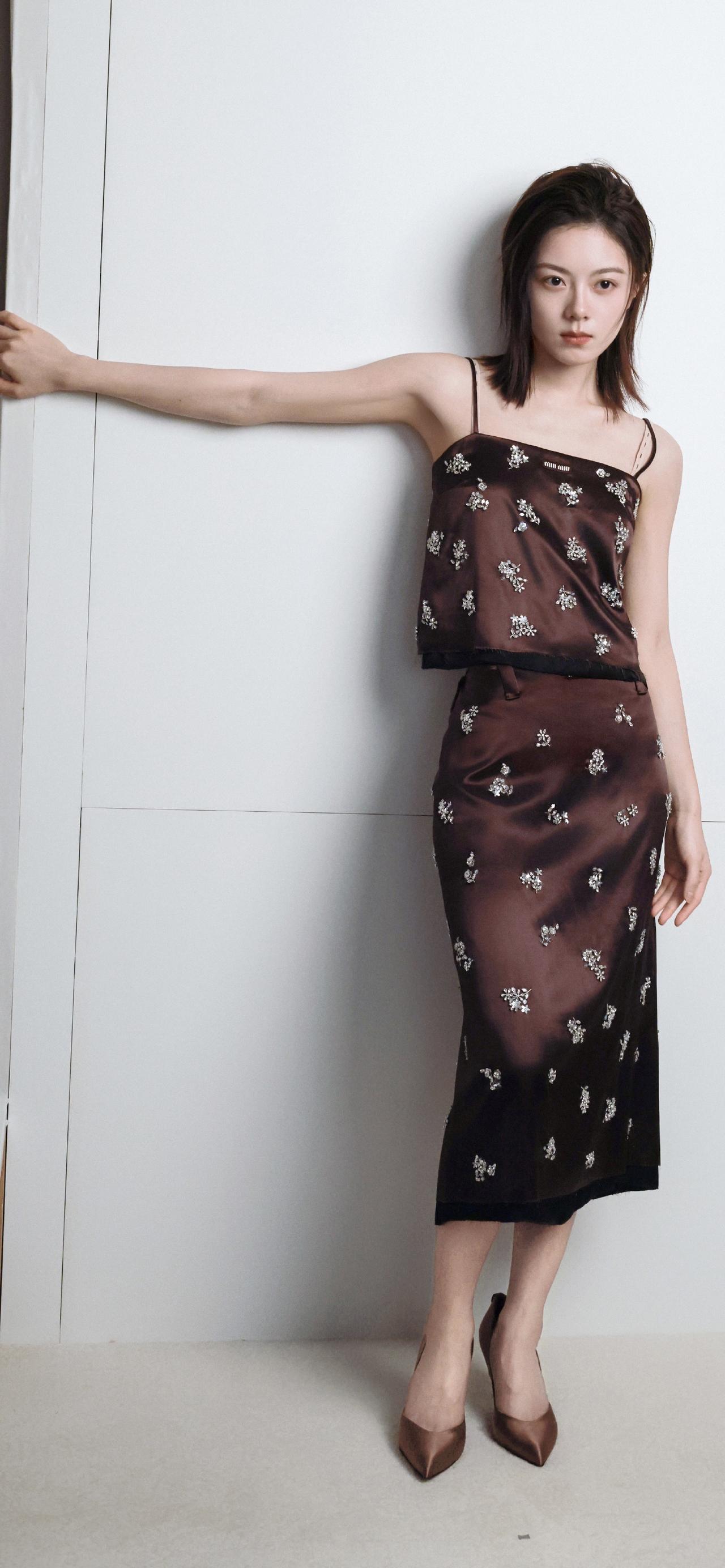 美女壁纸-第6172期-赵今麦