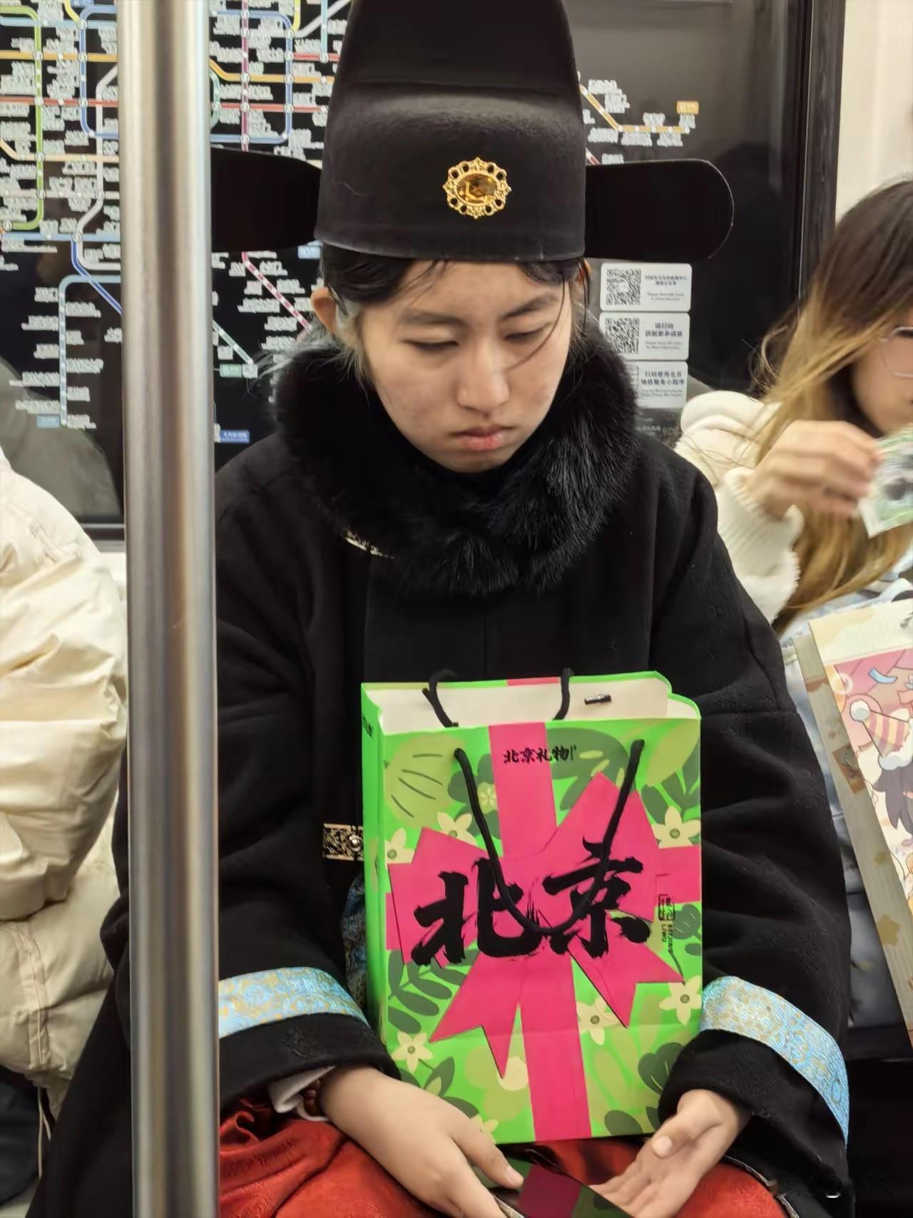 这是干嘛的，看起来好累