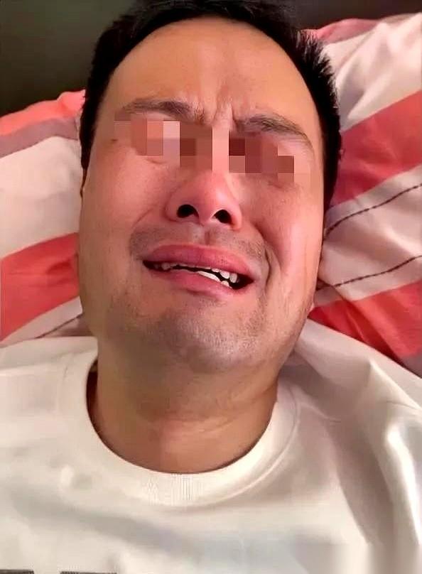 2000万的精密设备保住了，可那件一百块钱的外套，烧得只剩几片焦黑的烂布。在河