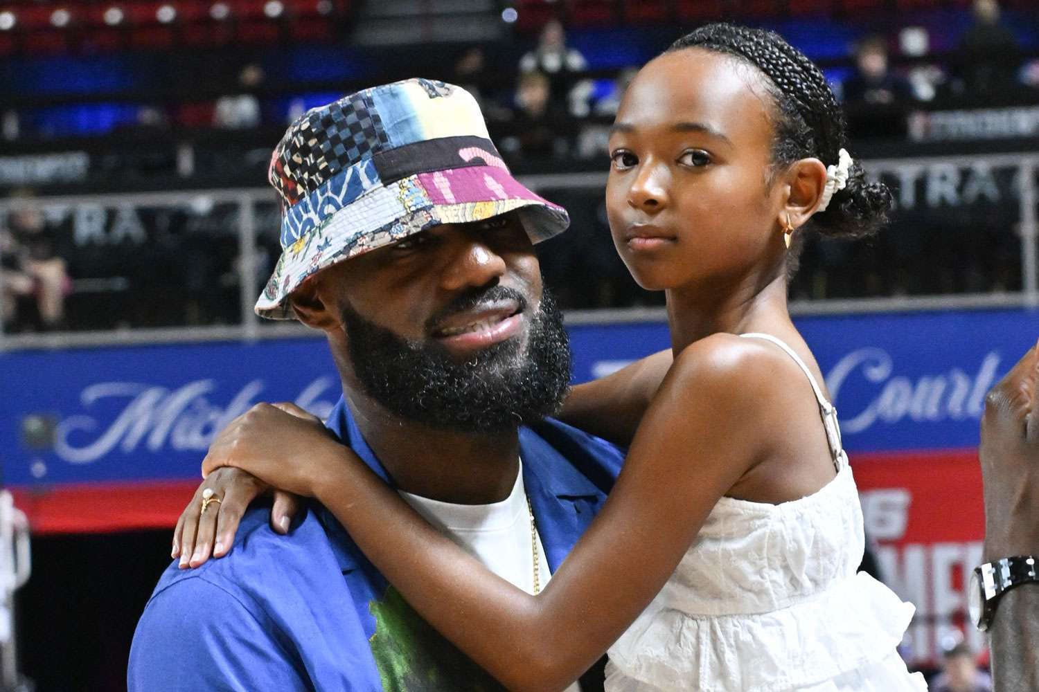 ESPN记者DaveMcMenamin解读詹姆斯何时做决定：“谈及家人，詹姆斯