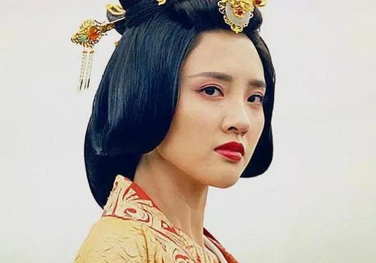 明德马皇后：中国历史上第一位"拒绝封侯"的外戚皇后。建初元年（76年），洛阳