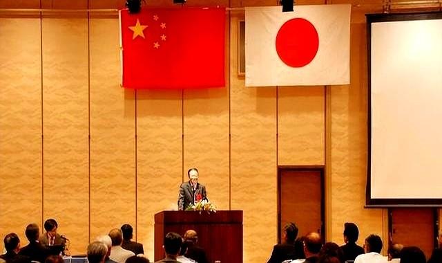 你信不信?那会儿日本真没想害咱。不是一次,是137次机场、铁路、医院,全是他