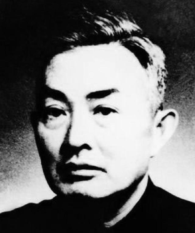 1952年，十多年在外面的陈昌浩终于返回了祖国，可眼前的一切早已物是人非，妻子张