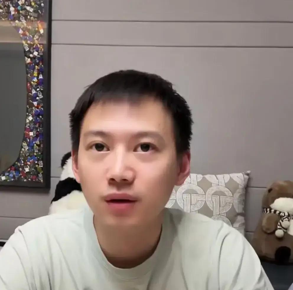 #乒乓球解说##周雨#【周雨：客观的说下，我的解说风格】周雨：谁打得好，我就