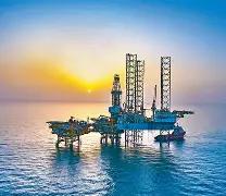 路透社预算，穿过霍尔木兹海峡的原油流量已经恢复到每天约1420万桶，重回战前80