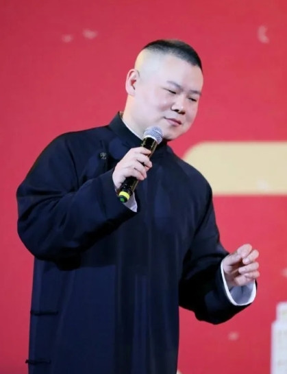 有一次，岳云鹏吐槽媳妇：我媳妇心特别大，跟我吵架噼里啪啦一顿臭骂，骂完倒头就睡，