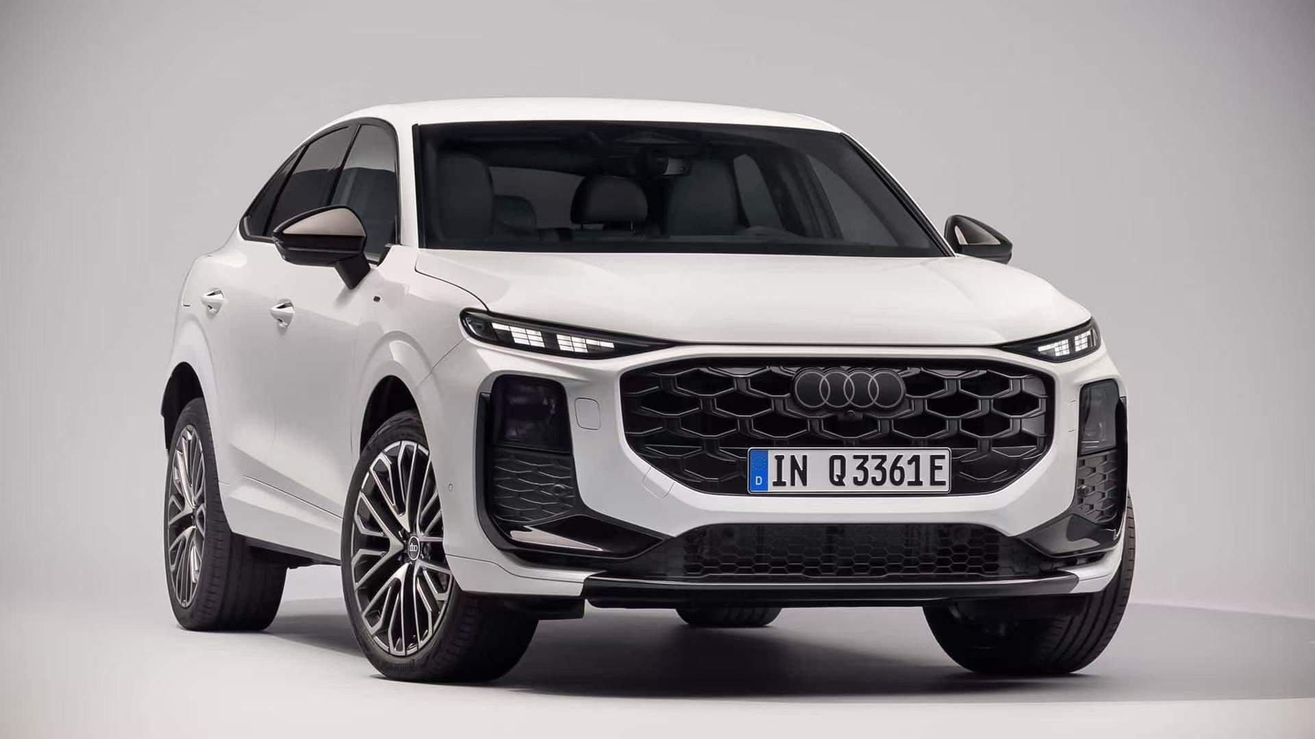 全新奥迪Q3Sportback官图发布除了高低功率2.0T发动机外还将搭载1.
